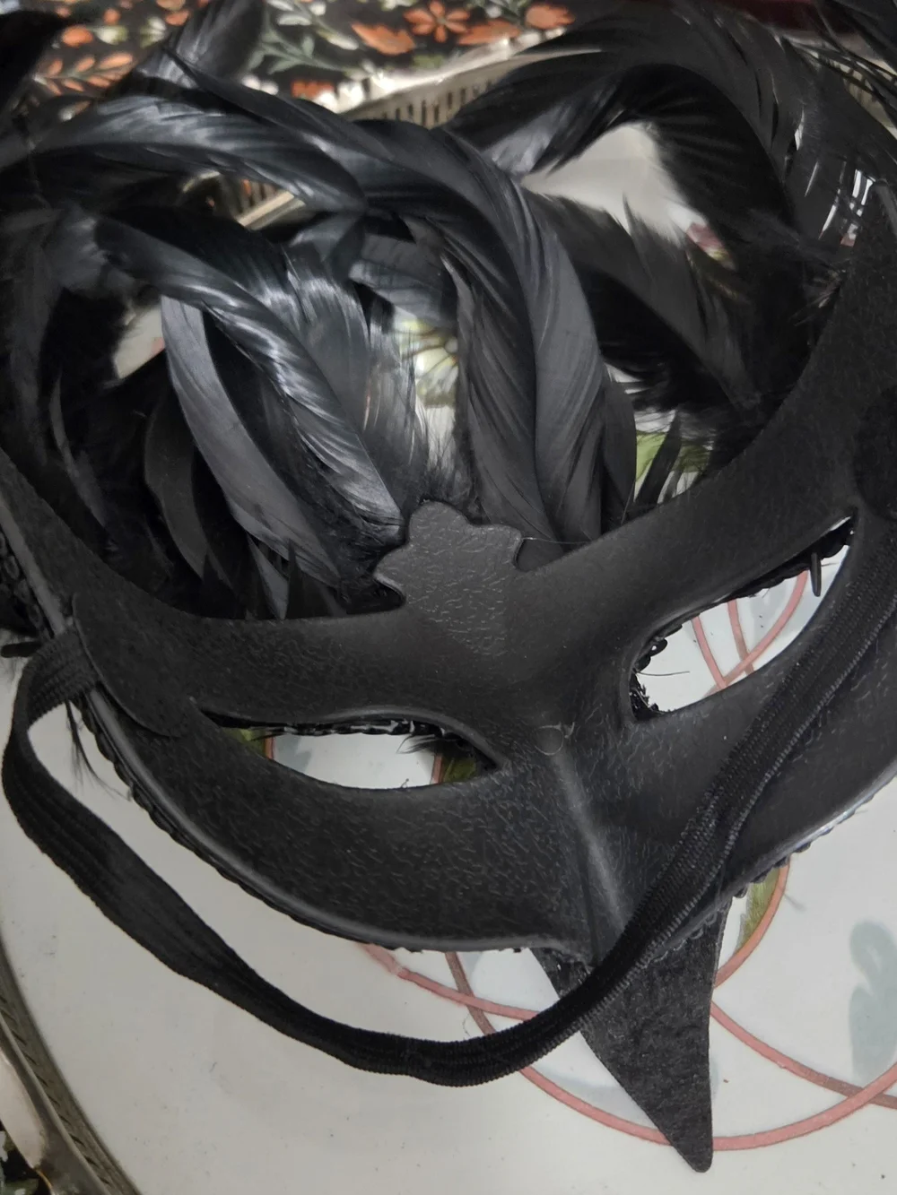 Black Feather Raven Masquerade Mask Set/2 NEW